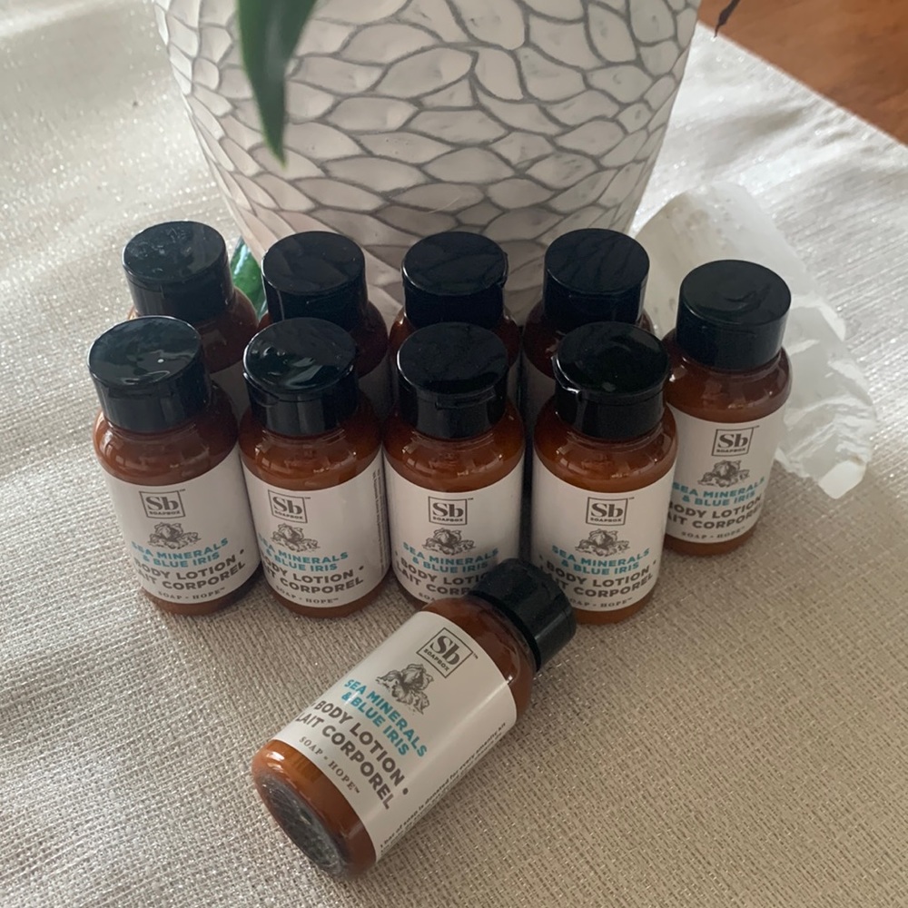 Soapbox Sea Minerals & Blue Iris Body Lotion New! 1 oz travel size Set of 10